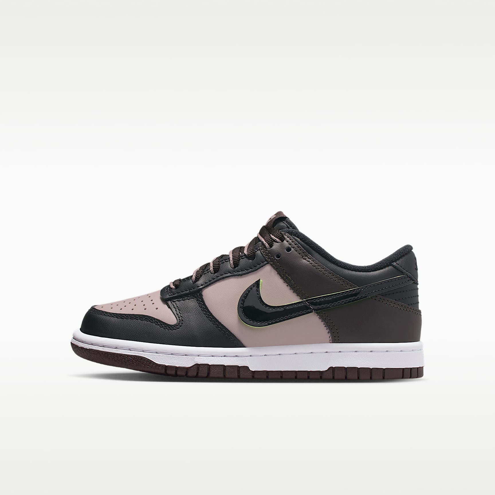 Nike Dunk Low SE Big Kids' Shoes. Nike.com